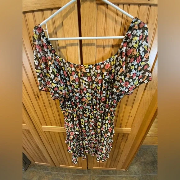 Trixxi Black Floral Dress - Picture 3 of 4